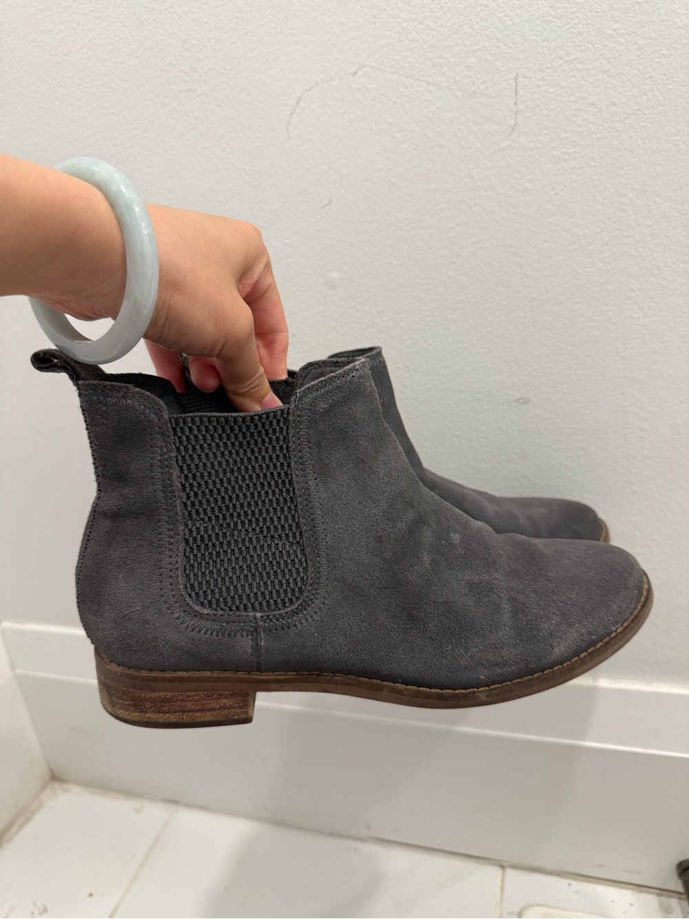 TOMS Chelsea Ankle Boots